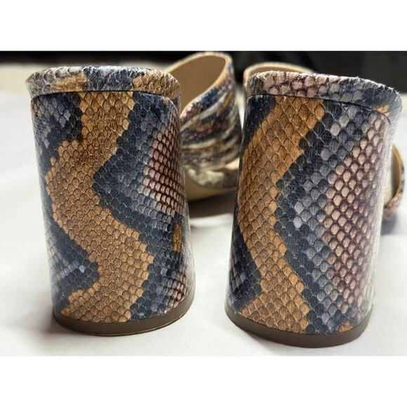 Charles David Snakeskin Block Heel Mules Size 9M Multicolor Textured Sandals - Picture 7 of 7